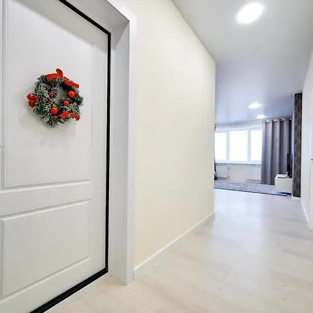 One Bedroom & One Living *